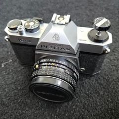 pentax k1000 with 50mm 1.7 lens