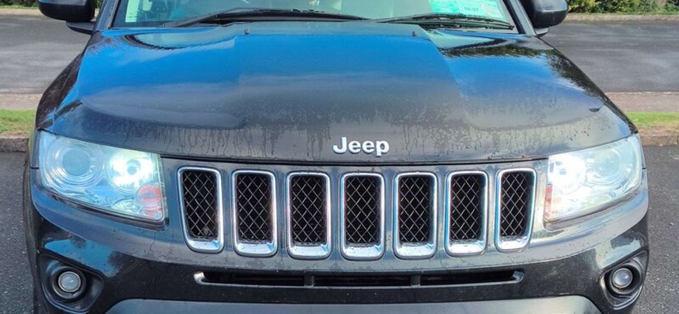 Jeep Compass 2012      Land Rover Freelander 2