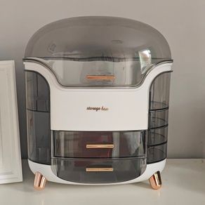 Make up storage pod