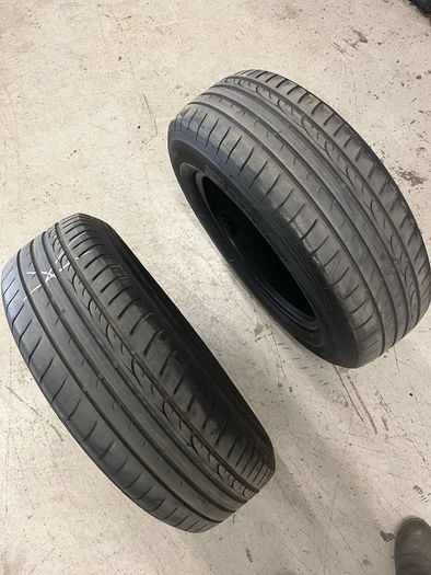 215/65/16 Dunlop tyres