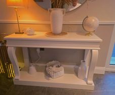 Scroll Console Table