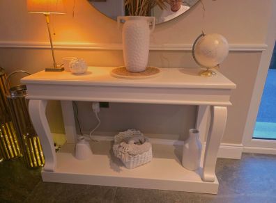 Scroll Console Table