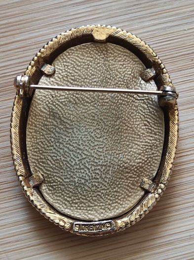 Vintage Florenza brooch