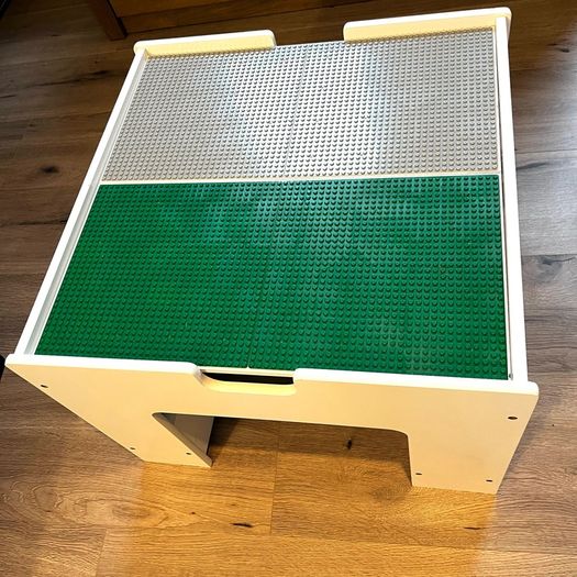 Lego Table