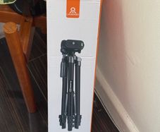 Tripod for camera or Phone - brand new