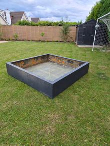 2m x 2m Finreglass Plant Pot