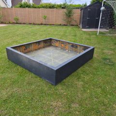 2m x 2m Finreglass Plant Pot