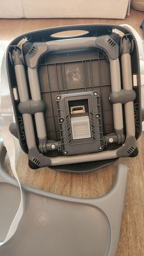 Chicco Baby mobile feeding chair