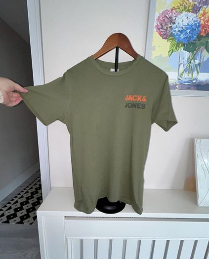 Khaki Green Short Sleeved Crew Neck Tee Shirt from Jack & Jones. Size: Small