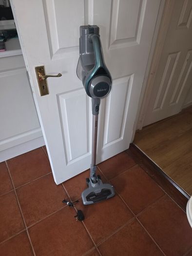 Beldray Cordless Vacuum Cleaner (please read add)