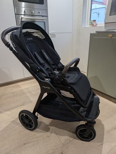 Nuna Triv Next pushchair