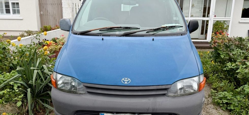 2000 Toyota Hiace