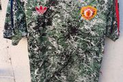 Manchester United Stone Rose Jersey Medium
