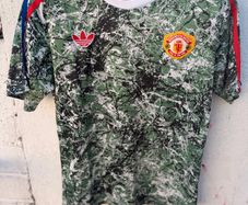 Manchester United Stone Rose Jersey Medium