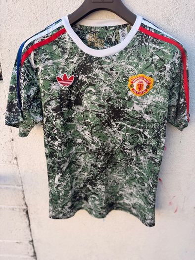 Manchester United Stone Rose Jersey Medium