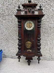 antique wall clocks