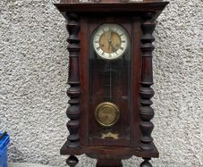 antique wall clocks