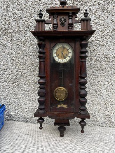antique wall clocks