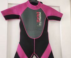 Kid's wet suit - 7-8 years old 26"