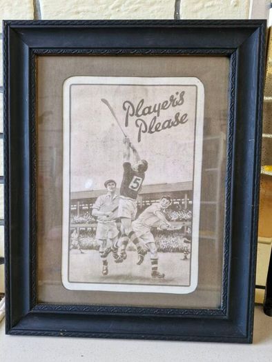 Framed Vintage Player's advert