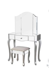mirrored dressing table