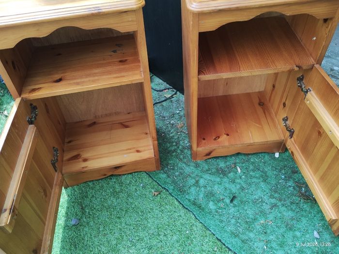 Pair of Pine Lockers (26241)