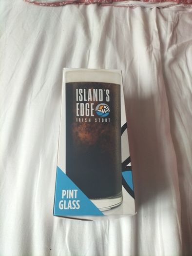 islands edge pint glass
