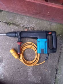 Makita SDS Max Breaker