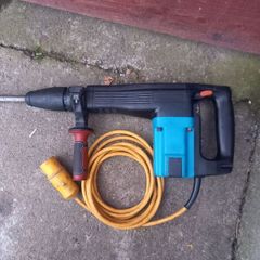 Makita SDS Max Breaker