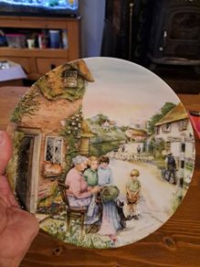Royal Doulton The Lacemaker Collector Plate