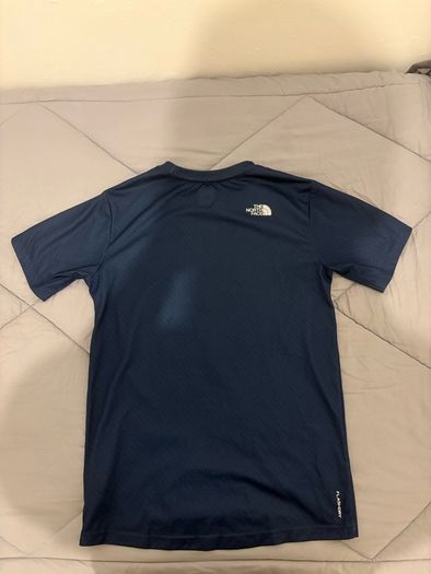 Boys the north face t-shirt xl