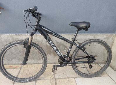 Mountain bike, 24-inch wheels