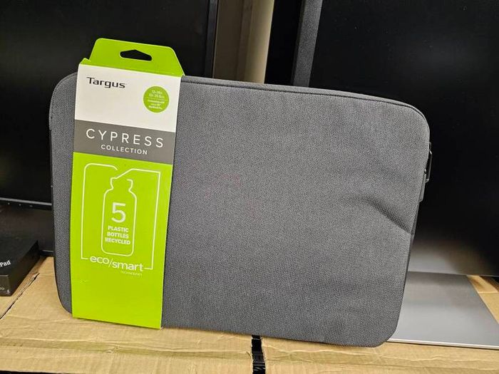 Targus Cypress Sleeve with EcoSmart - Notebook sleeve