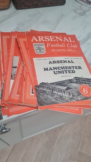 vintage arsenal programmes
