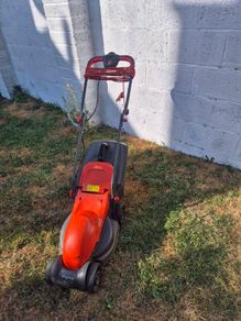 Flymo Chevron 32 - Corded Electric Lawnmower