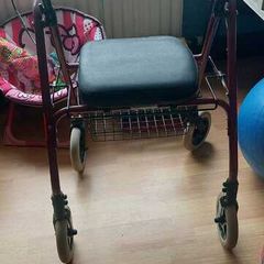 Walking frame