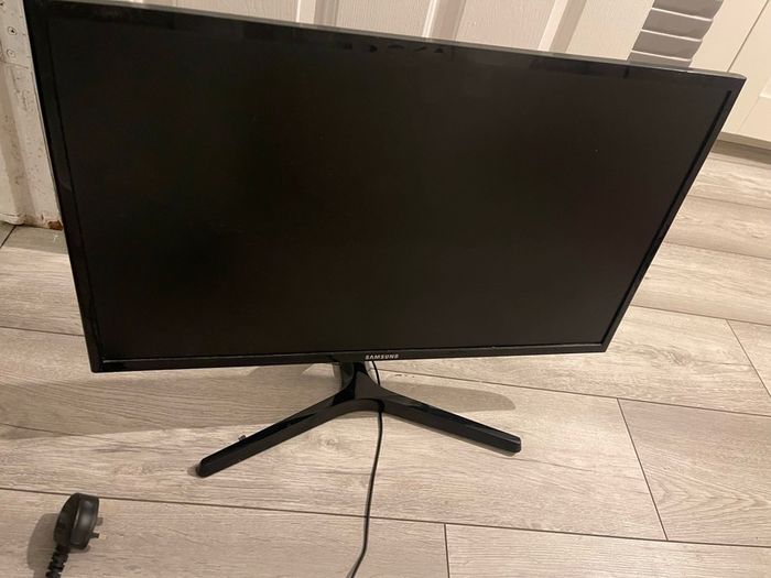 Samsung 24" gaming monitor
