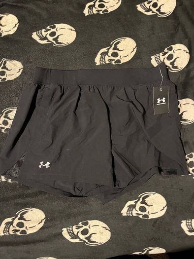 Under Armour running Shorts speedpocet SIZE xl