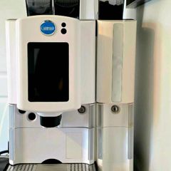 Carimali Coffee Machine Beans to Cup with Hot Choc