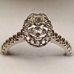 Diamond platinum ring