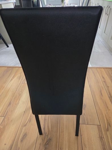 dining table & chairs