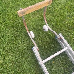 Roofing ladder