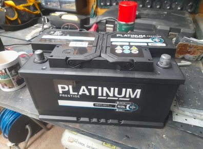 Platinum heavy duty car battery 12v