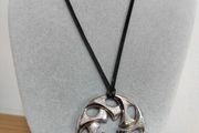 Sterling silver natural pearls necklace
