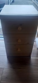 bed side locker good condition