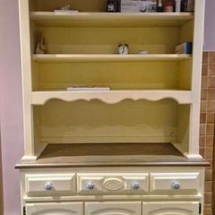 Kitchen dresser