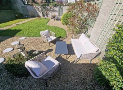 Outdoor seating furniture set