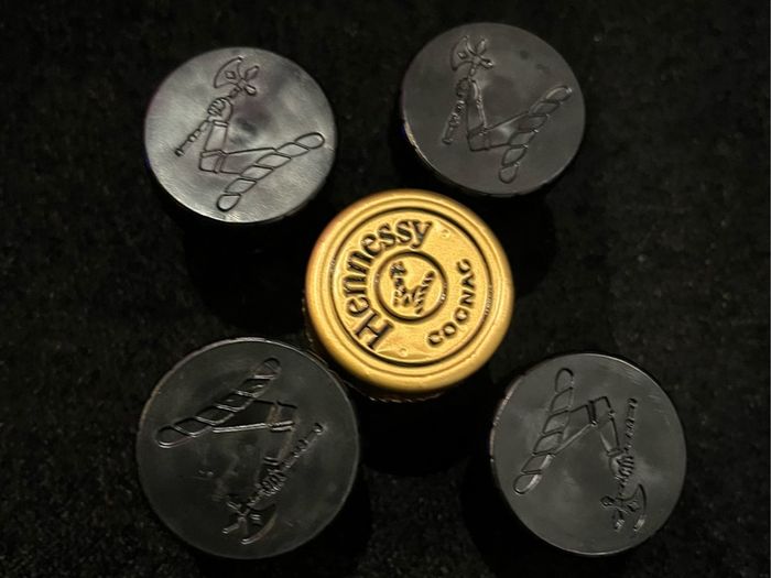 Powers whiskey Hennessy Bottle Stoppers corks