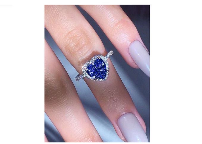 Beautiful Ring With Sparkly Gems size 10 + other lovely rings available
