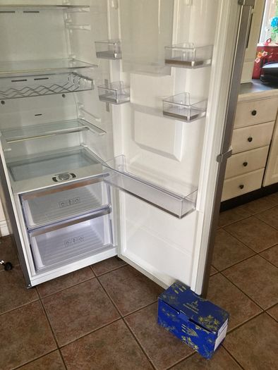 Samsung larder fridge